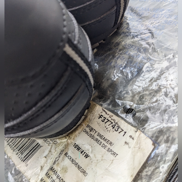 Casual walking shoes - Picture 4 of 7